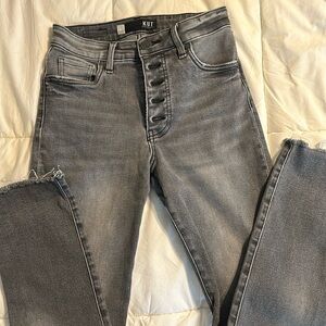 kut from the cloth gray Jean
